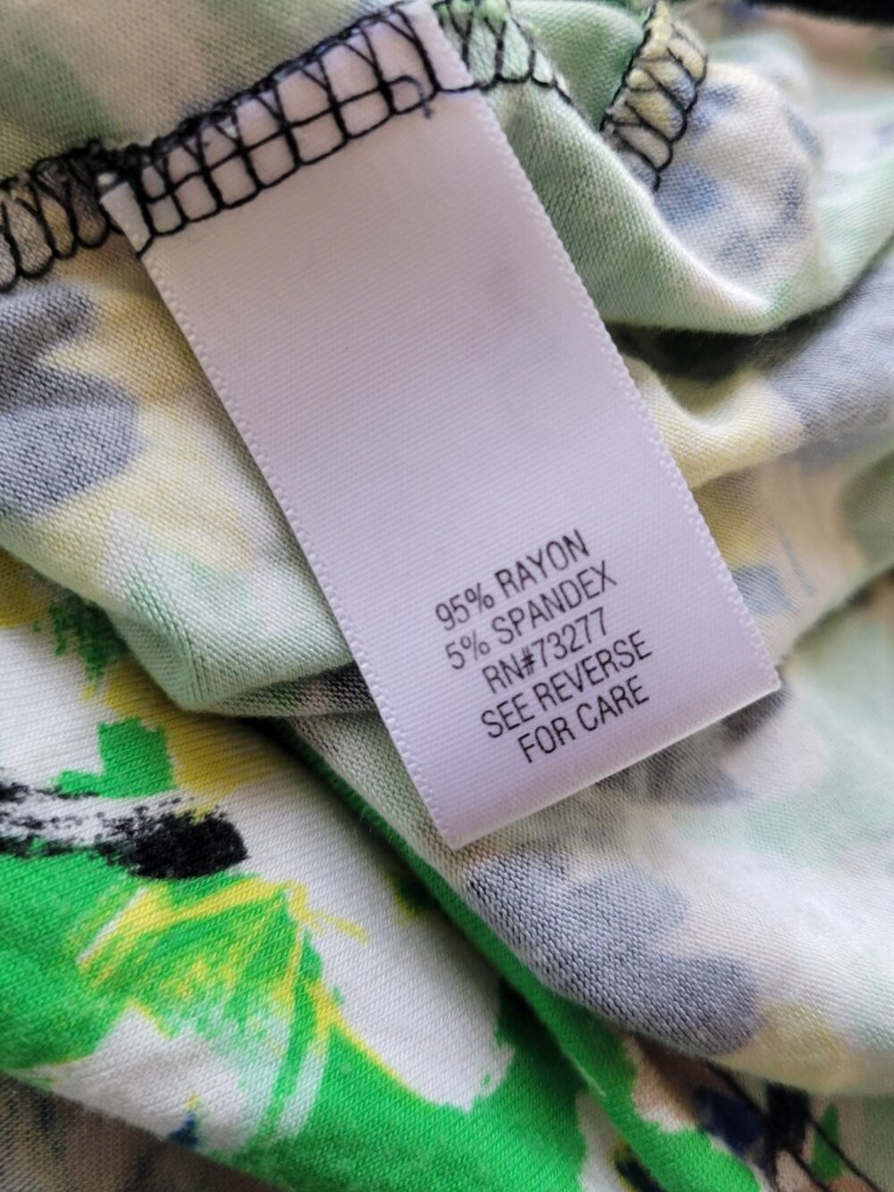 Dana Buchman Womens Top XL Green Yellow Watercolor V-Neck 3/4 Sleeve WAT98E - Picture 9 of 10